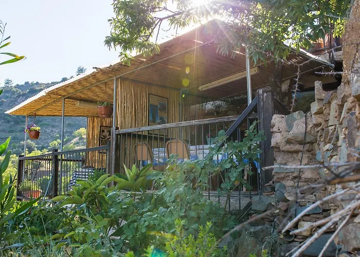 Gasthuis Hatzikyprianou Museum 3*