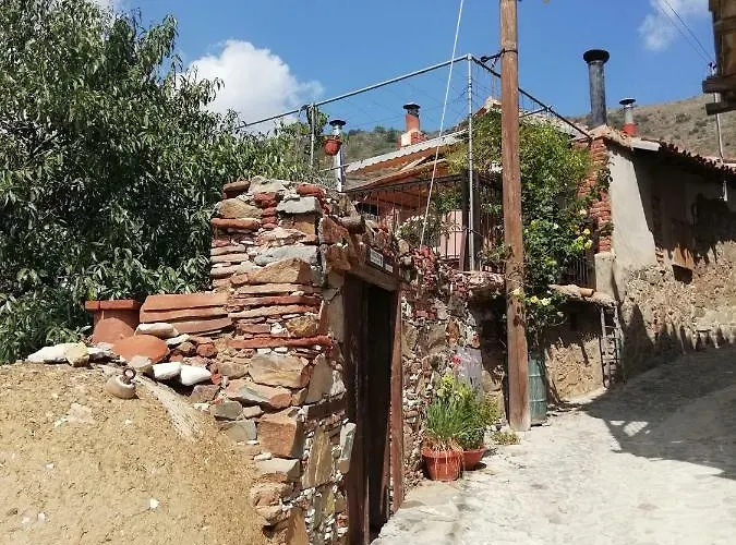Hatzikyprianou Museum Guest house